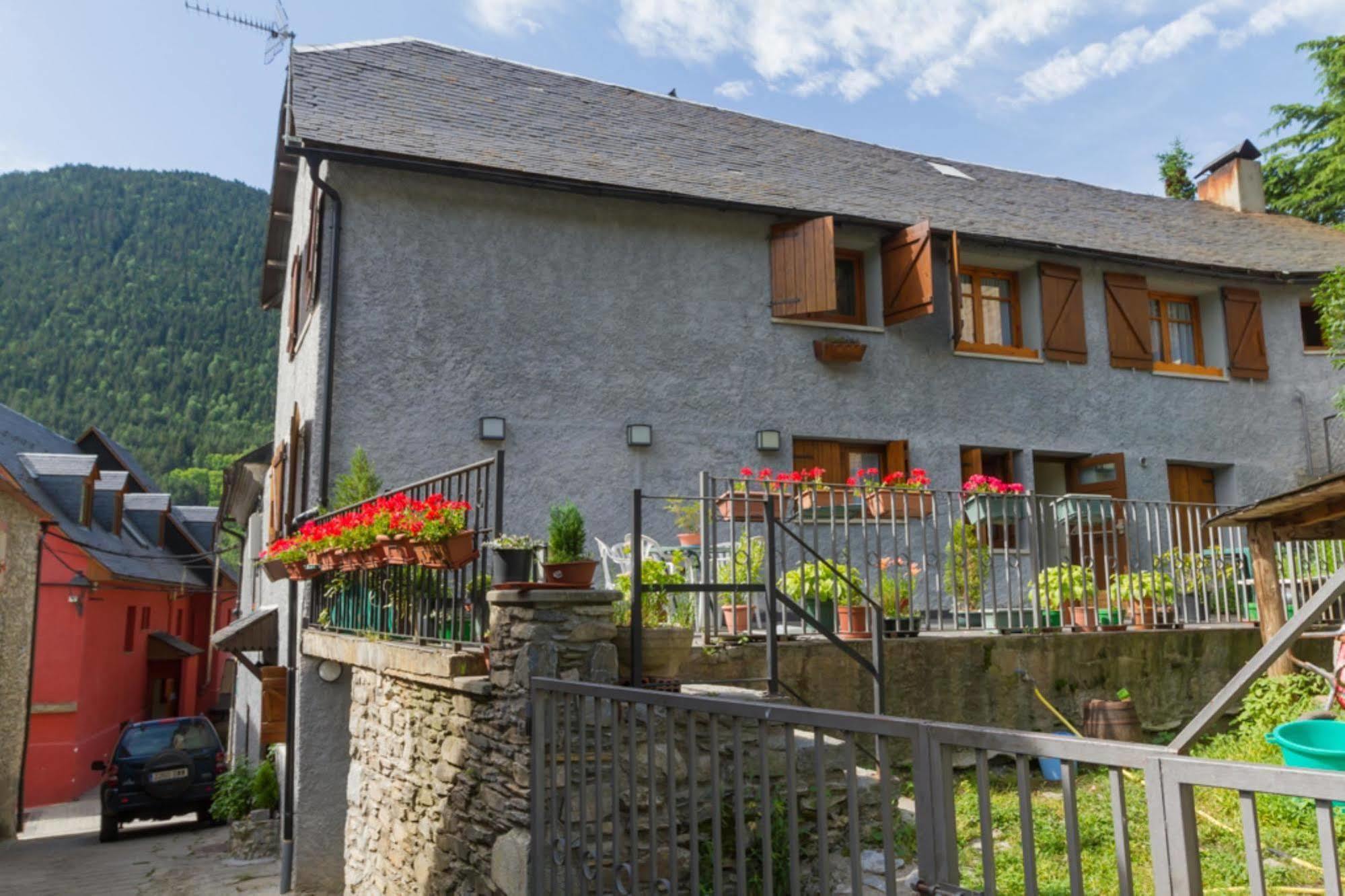 Hostal Aiguamog Salardú Exterior foto