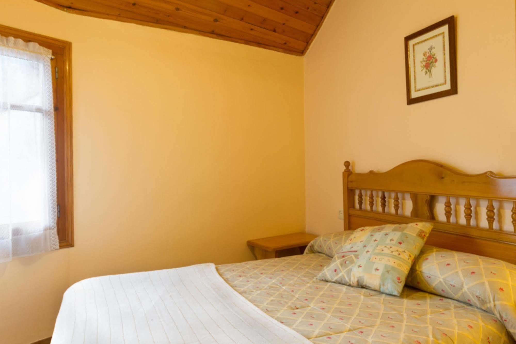 Hostal Aiguamog Salardú Exterior foto